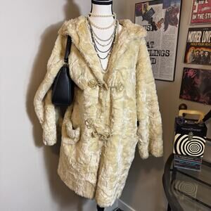Vintage Apparence Paris Faux Fur Glam Coat